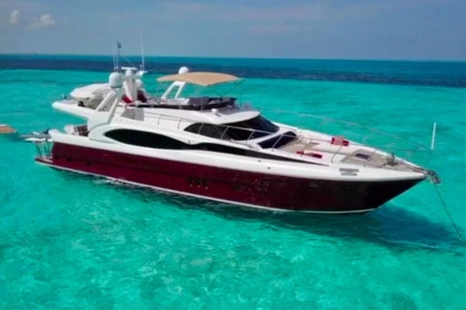 Hire Motor yacht DYNA DYNACRAFT Cancún