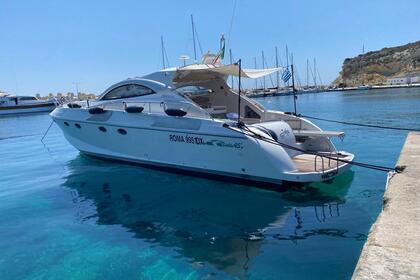 Hire Motorboat Rizzardi Incredible 45 Santa Maria di Leuca