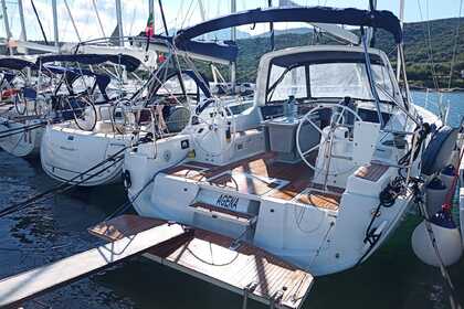 Noleggio Barca a vela BENETEAU OCEANIS 41.1 Salerno