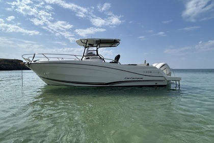 Charter Motorboat Jeanneau Cap Camarat 9.0cc La Trinité-sur-Mer