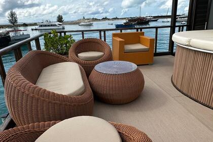 Verhuur Motorboot Maldives boat yard Tailor made Malediven