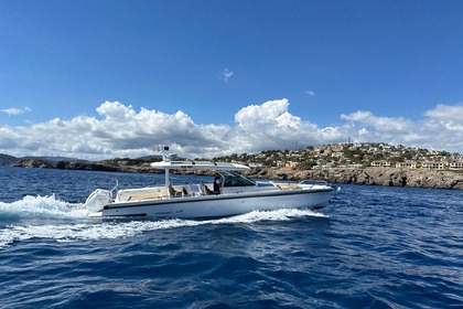 Hire Motorboat Axopar 37 Sun Top Port Adriano