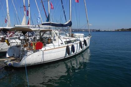 Hire Sailboat BENETEAU OCEANIS 37 Laurium