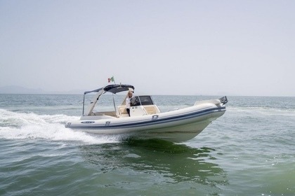 Location Semi-rigide Maestrale 740 Naples