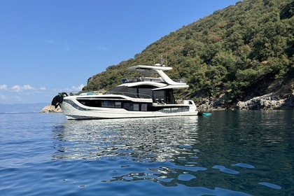 Miete Motoryacht Galeon Galeon 560 Fly Kroatien