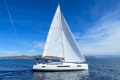 Rental Sailboat Jeanneau Sun Odyssey 490 Rome