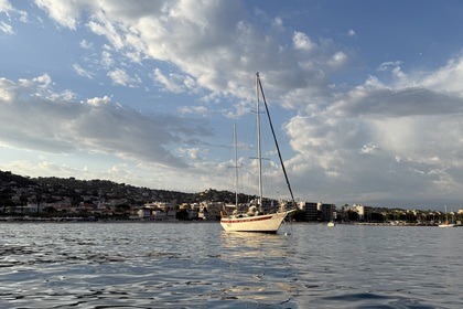Charter Sailboat Formosa 1979 Cannes