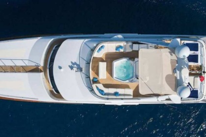 Charter Motorboat Benetti Classic 115 Bodrum