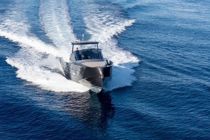 Verhuur Motorboot Med Yacht Med48 Cavalaire-sur-Mer