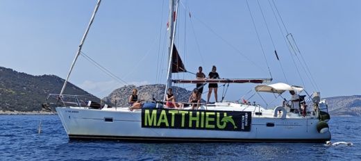 Athens Sailboat Beneteau Oceanis 423 Clipper alt tag text