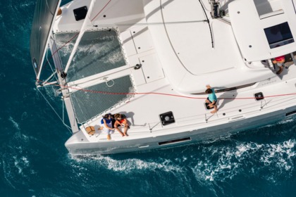 Noleggio Catamarano Lagoon 42 Castiglioncello