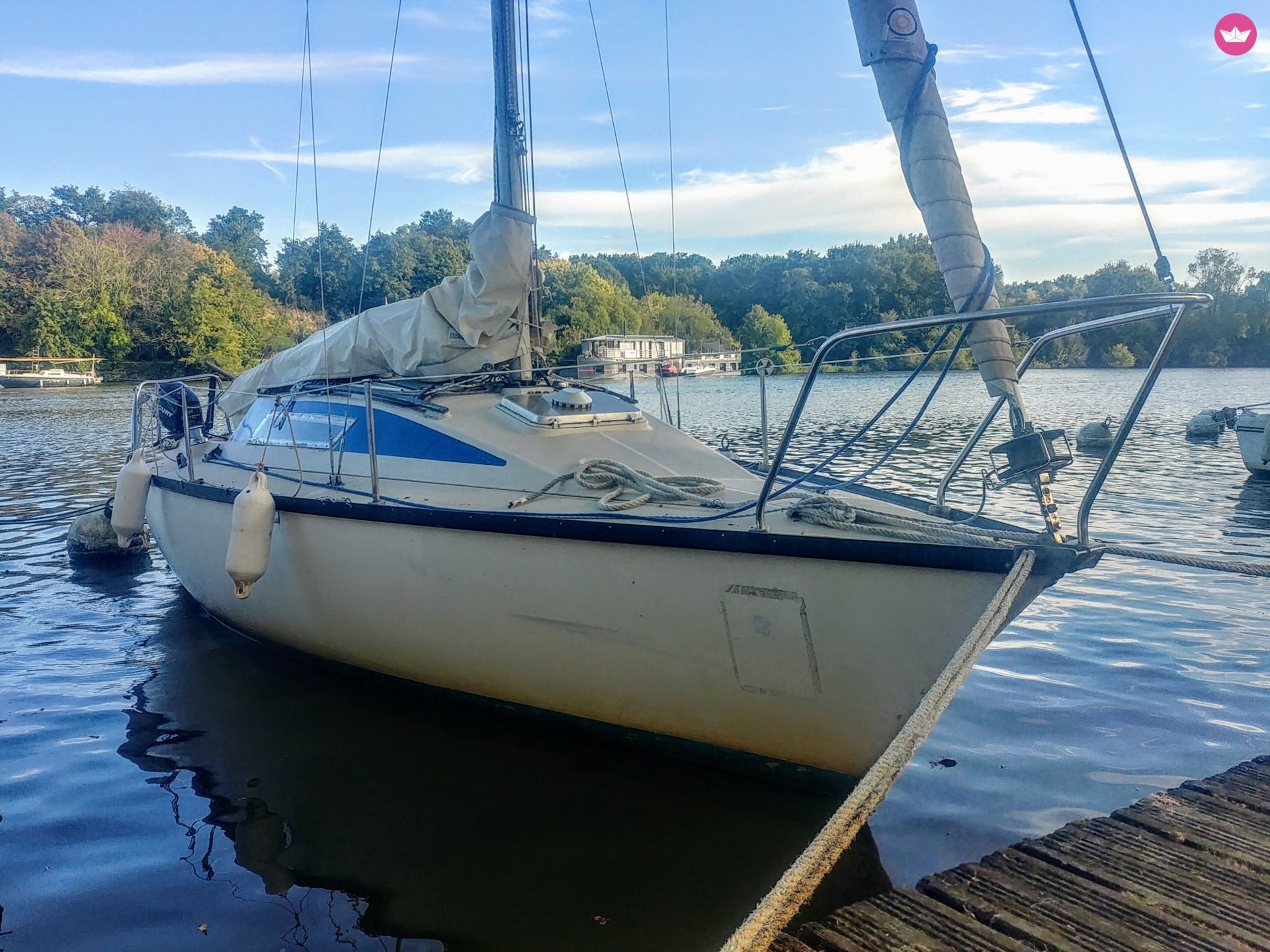 Charter Beneteau First 22 Sailboat (1980) in Nantes - Nautal