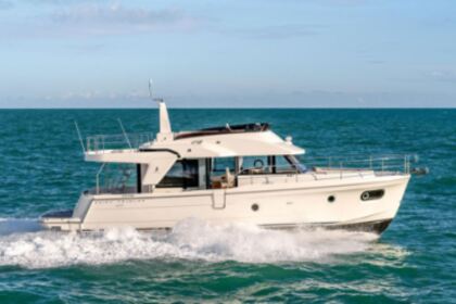 Hire Motorboat Beneteau Swift Trawler 47 Procida