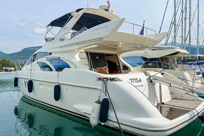 Charter Motor yacht Azimut Azimut 55 Tivat