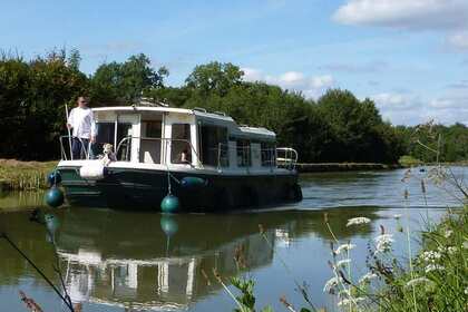 Location Péniche Jeanneau Eau Claire 9.30 Lagarde