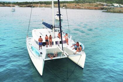 Hire Catamaran Lagoon Lagoon 400 Ibiza