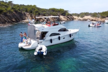 Hire Motorboat Rodman Rodman 41 Yacht Hyères