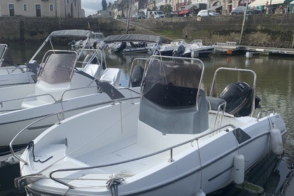 Rental Motorboat Beneteau Flyer 5.5 Spacedeck Le Croisic