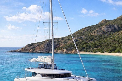 Hire Catamaran Lagoon Lagoon 42 Millenium Marseille