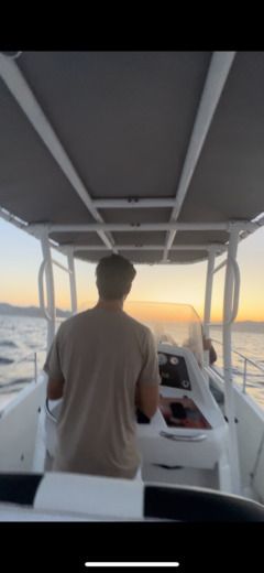 Mandelieu-la-Napoule Motorboat Kelt White Shark 206 alt tag text