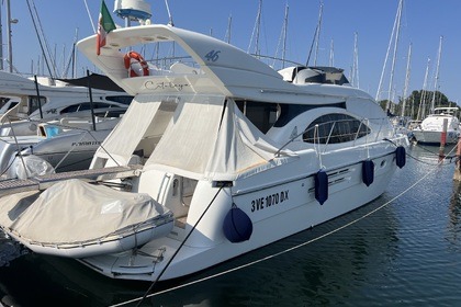 Verhuur Motorboot AZIMUT YACHTS 46 Monopoli