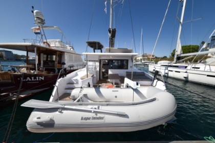 Hire Catamaran Aventura 34 Zadar