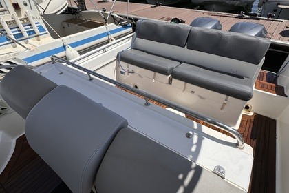 Location Bateau à moteur Chris Craft White Shark 268 Lecci