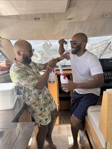 Palma de Mallorca Motorboat Galeon 420fly alt tag text