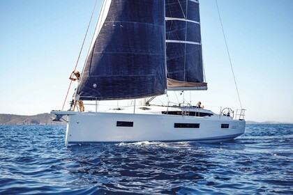 Verhuur Zeilboot Jeanneau Sun Odyssey 410 Lefkada