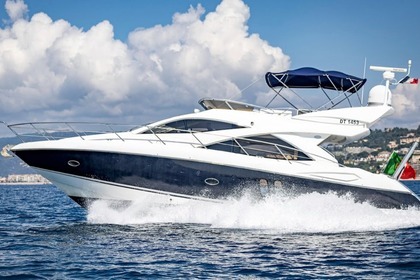 Charter Motorboat Sunseeker 56 Manhattan Cannes