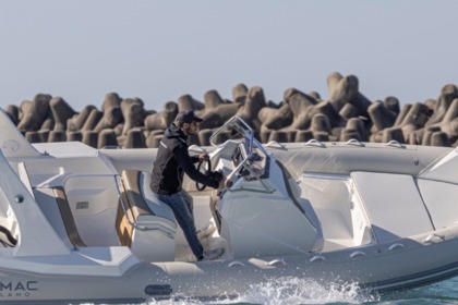 Location Semi-rigide Lomac Nautica 710 In Le Pradet