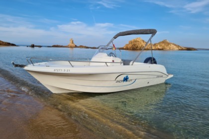 Hire Motorboat PACIFIC CRAFT OPEN 625 150 CV YAMAHA Fornells, Minorca