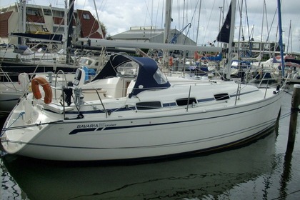 Rental Sailboat Bavaria  Bavaria 30 Rabac