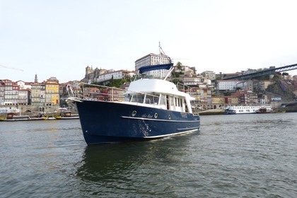 Verhuur Motorboot Beneteau Swift Trawler 42 Porto