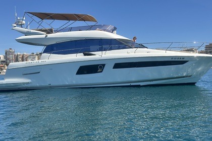 Charter Motorboat Prestige 500 Fly Alicante
