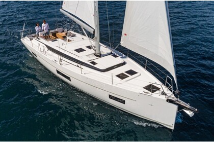 Rental Sailboat  Bavaria C45  Lefkada