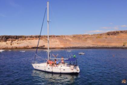 Noleggio Barca a vela Jeanneau Sun Odyssey 37 Costa Adeje
