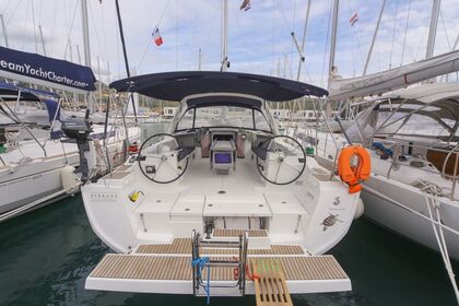 Rental Sailboat Bénéteau Oceanis 45 - 4 cab. Saint George's