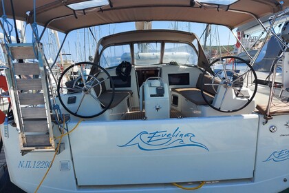 Rental Sailboat Jeanneau Sun Odyssey 410 Laurium
