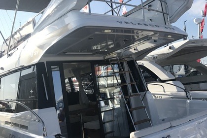 Alquiler Lancha Jeanneau Velasco 37 Hendaya