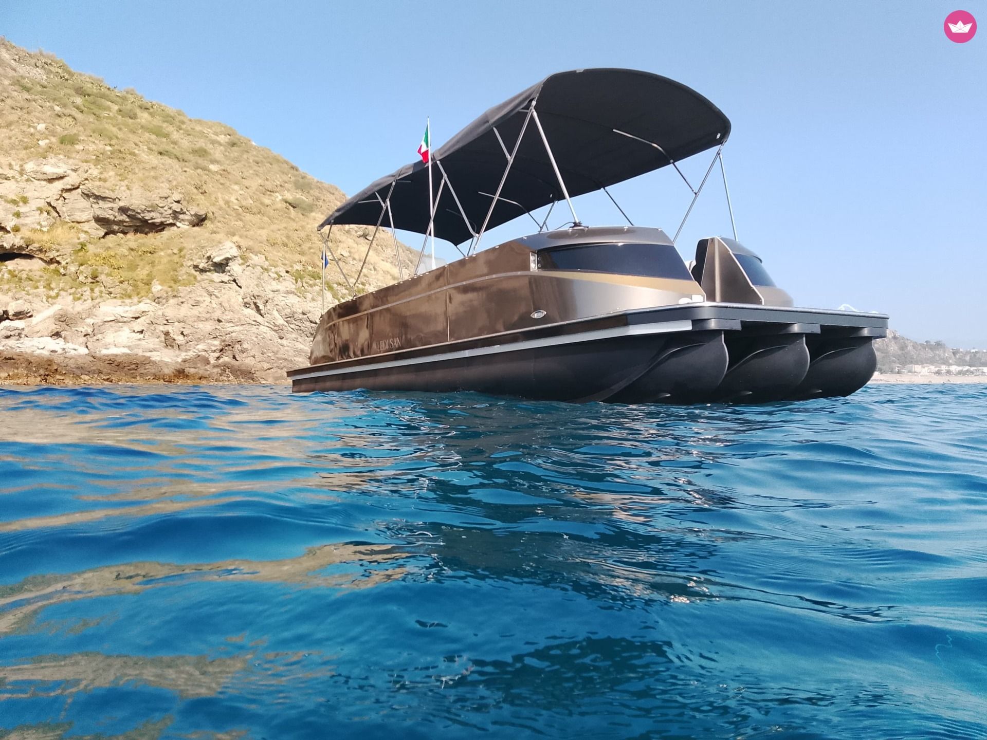 Charter Swiss-Boats Pontoon Luxury Boat Motorboat (2025) in