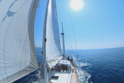 Charter Sailboat Camper & Nicholson 38 Marzamemi