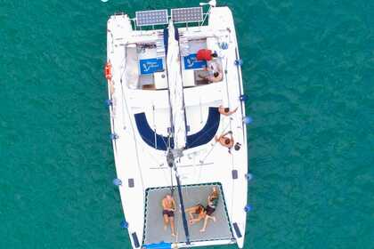 Hyra båt Katamaran Fountaine Pajot Maldives 32 Bari