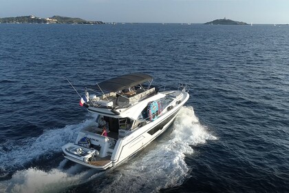 Location Bateau à moteur Beneteau Monte Carlo 52 Sanary-sur-Mer