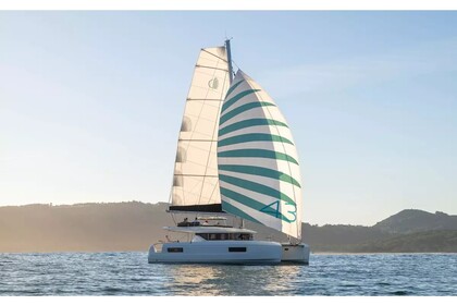 Charter Catamaran  Lagoon 43 Cugnana Verde