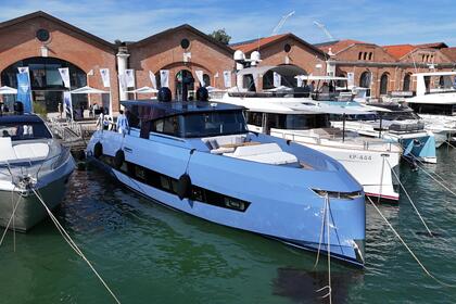 Alquiler Yate Manda Yachts S07 Sorrento
