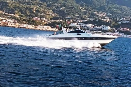 Aluguel Lancha Mochi Craft Tuxedo 42 Forio