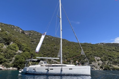 Hire Sailboat Bavaria Cruiser 46 Fethiye