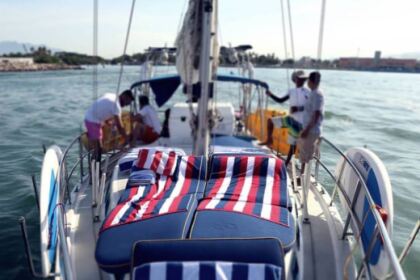 Charter Sailboat Endevour Sloop Puerto Vallarta