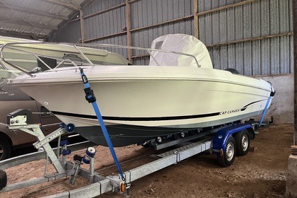 Miete Motorboot Jeanneau Cap Camarat 625 Baden